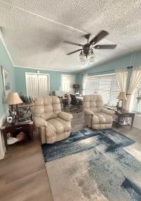 1987 HOMES OF MERRITT Mobile Home