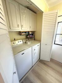 1987 HOMES OF MERRITT Mobile Home