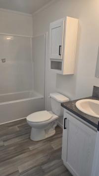 2025 Champion Dutch Aspire DAPB2848C32CL1 Manufactured Home