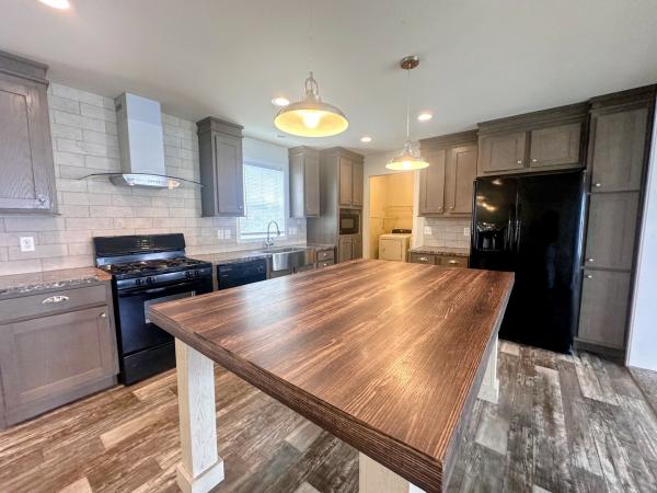 2018 Clayton Mobile Home For Sale