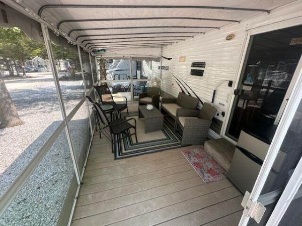 2010 GUL 36F Mobile Home