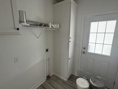 Photo 3 of 21 of home located at 3055 Lamplighter Drive Sarasota, FL 34234