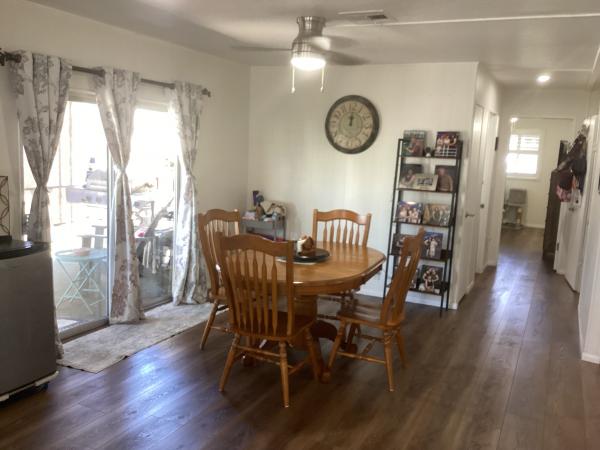 1972 Silvercrest NA Mobile Home