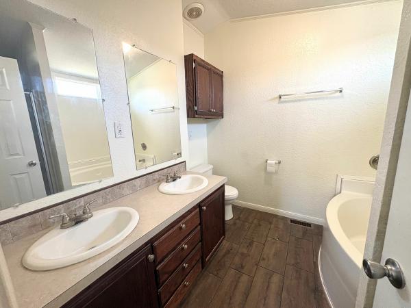 2019 Elliott Mobile Homes Solitaire Mobile Home