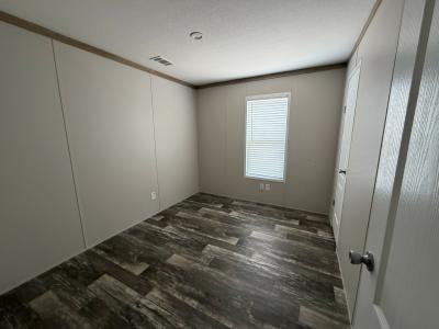 Photo 2 of 22 of home located at 408 Alabama Trail #51 Jarrell, TX 76537