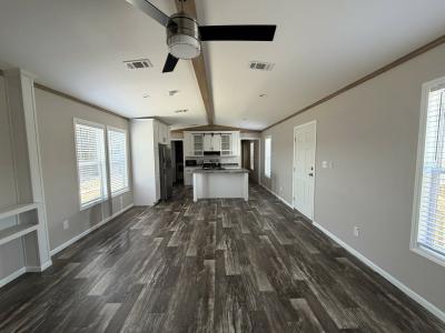 Photo 3 of 22 of home located at 408 Alabama Trail #51 Jarrell, TX 76537