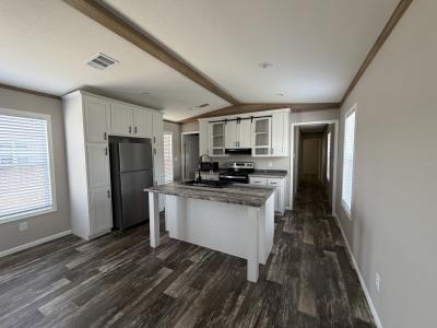 Photo 4 of 22 of home located at 408 Alabama Trail #51 Jarrell, TX 76537