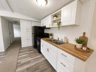 Mobile Home at 27 Bellwood Drive #27   Swartz Creek, MI 48473