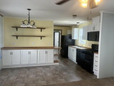 Photo 5 of 11 of home located at 2648 Cour Regis Saint Clair, MI 48079