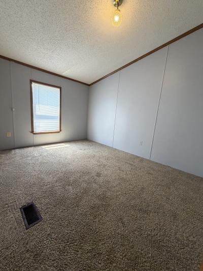 Photo 2 of 5 of home located at 1936 Ridgeview Ypsilanti, MI 48198