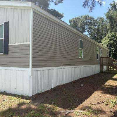 Photo 2 of 25 of home located at 1600 Dee Jay Lane, Lot 28 Greenville, NC 27834