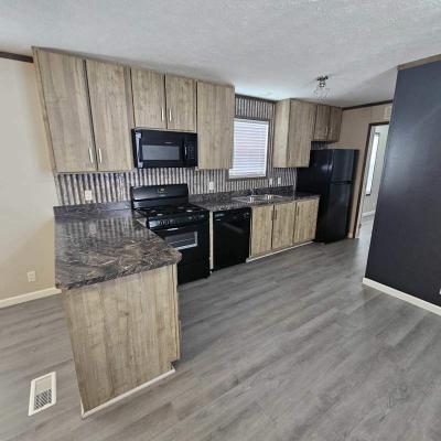 Mobile Home at 5705 Heather View Fort Wayne, IN 46818