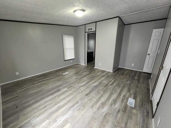 2002 Palm Harbor Manufactured Home