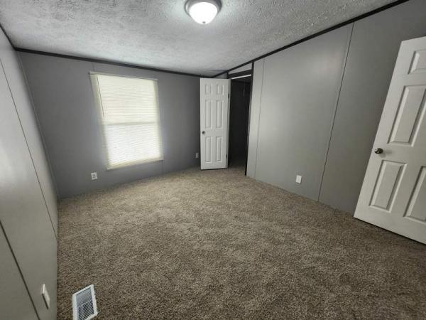 2002 Palm Harbor Manufactured Home