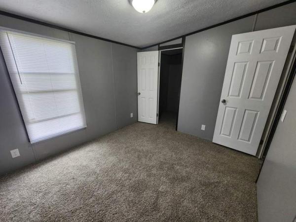 2002 Palm Harbor Manufactured Home