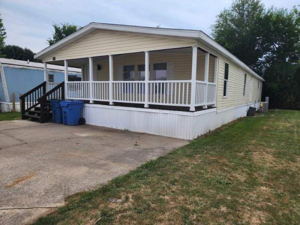 2002 Palm Harbor Manufactured Home