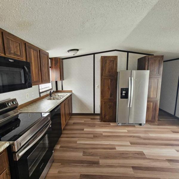Photo 1 of 2 of home located at 4614 E. Old Trail Rd. Lot 64 Columbia City, IN 46725