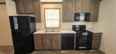Mobile Home at 279 Mulberry Belleville, MI 48111