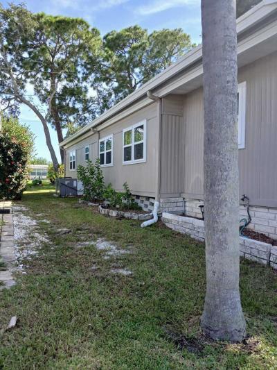 Photo 3 of 28 of home located at 9925 Ulmerton Road, #312 Largo, FL 33771