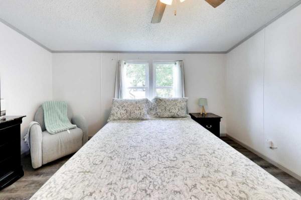 1999 Clayton Royal Crest Double Wide Mobile Home