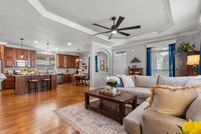 Photo 2 of 14 of home located at 21308 Jimpson Way Santa Clarita, CA 91351
