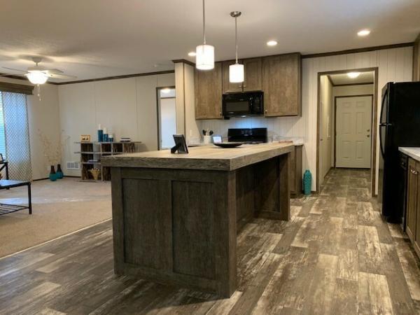 Photo 1 of 2 of home located at 1014 Union Court, Lot 14 Mount Pleasant, MI 48858