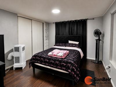 Photo 5 of 19 of home located at 169 Durham Circle Kissimmee, FL 34746