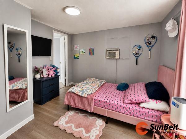 1980 BEND Mobile Home