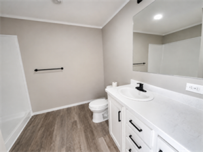 Photo 4 of 7 of home located at 738 Waltham Mount Morris, MI 48458