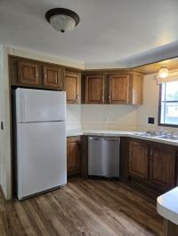 1987 Parkwood Unknown Manufactured Home