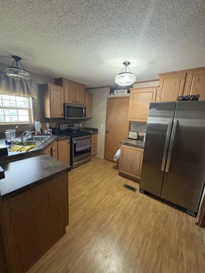 Photo 3 of 10 of home located at 2809 Westwood Dr Bay City, MI 48706