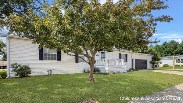 Photo 1 of 2 of home located at 13813 Shamrock Lane Cedar Springs, MI 49319