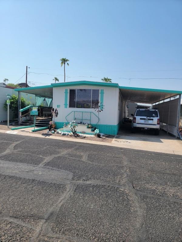 1977 United Mobile Homes Mobile Home For Sale