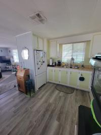 1977 United Mobile Homes Manufactured Home