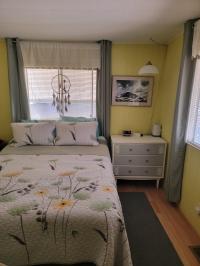 1977 United Mobile Homes Manufactured Home