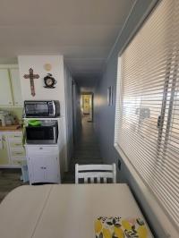 1977 United Mobile Homes Manufactured Home