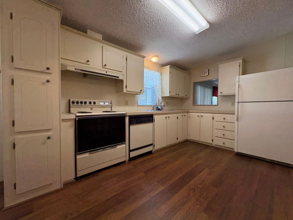 1990 Barrington Mobile Home