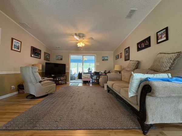 1998 MERIT Mobile Home