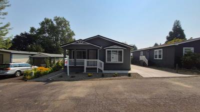 Photo 2 of 15 of home located at 5055 NE Elliott Circle #217 Corvallis, OR 97330