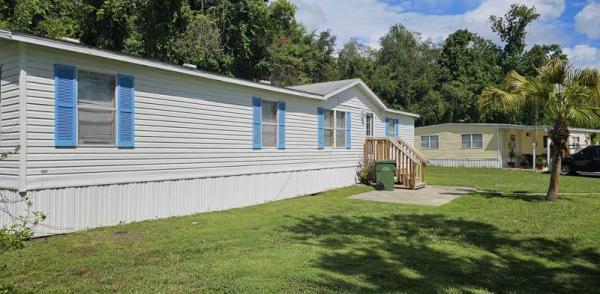 1999 Sprienta Manufactured Home