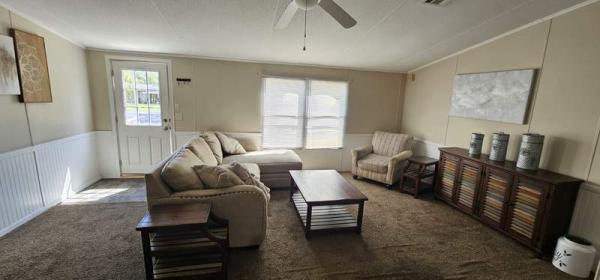 1999 Sprienta Manufactured Home