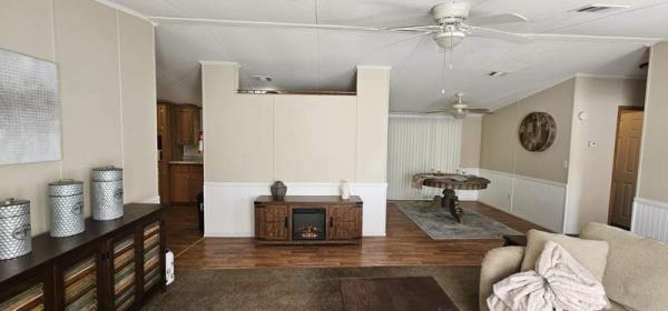 1999 Sprienta Manufactured Home