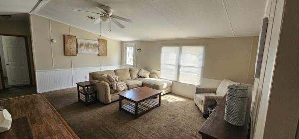 1999 Sprienta Manufactured Home