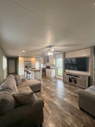 Photo 2 of 7 of home located at 493 Bridlewood Dr. San Marcos, TX 78666
