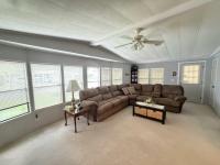 1983 Glenhill Manufactured Home