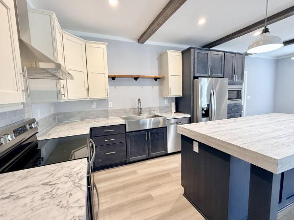 2022 Palm Harbor 340LD28522A Mobile Home
