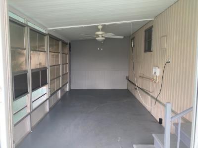Photo 5 of 13 of home located at 331 Sterling Drive West Lakeland, FL 33815