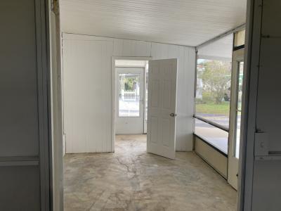 Photo 4 of 9 of home located at 298 Sterling Drive West Lakeland, FL 33815