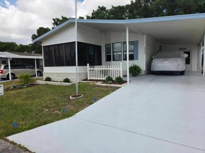 Photo 5 of 20 of home located at 3005 SW 106th St Ocala, FL 34476