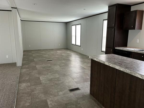 2019 Champion 12RM2872B Mobile Home